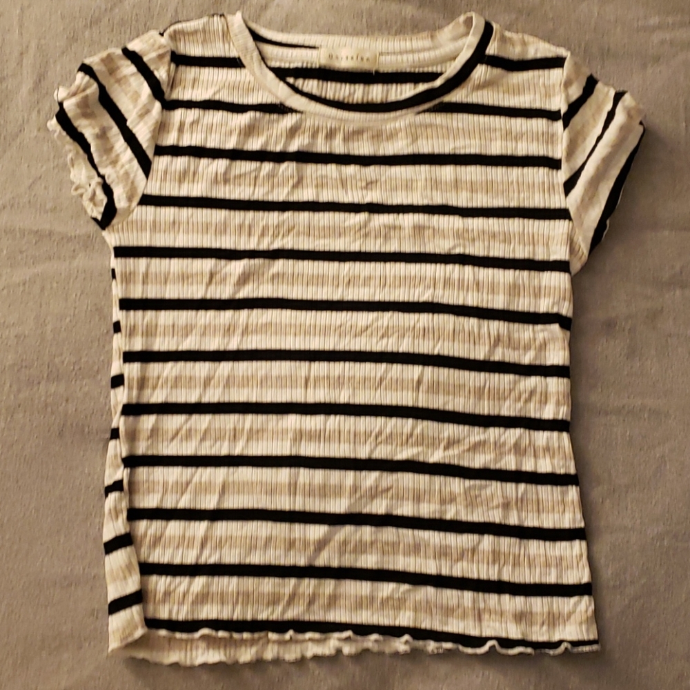 Cropped shirt